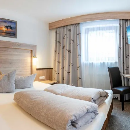 招待所 豪斯奥拓阿诺德酒店