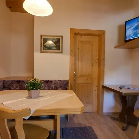 בית הארחה Haus Otto Arnold זולדן