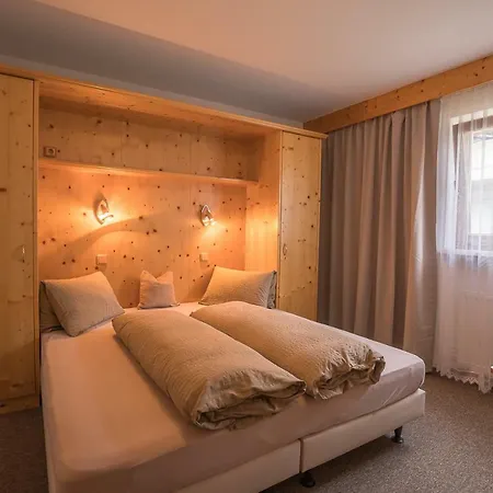 Haus Otto Arnold Guest house